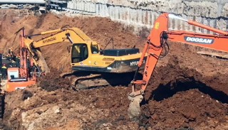 Разработка котлована экскаватором под фундамент в Балтийске — цена от 2573 руб. | 2Землекопа-Блт